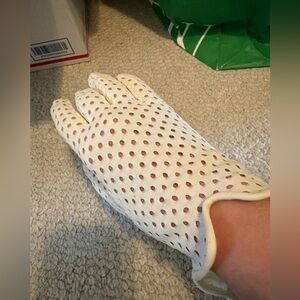 Cream Perforated Gloves unbranded vintage 6.5-7.5